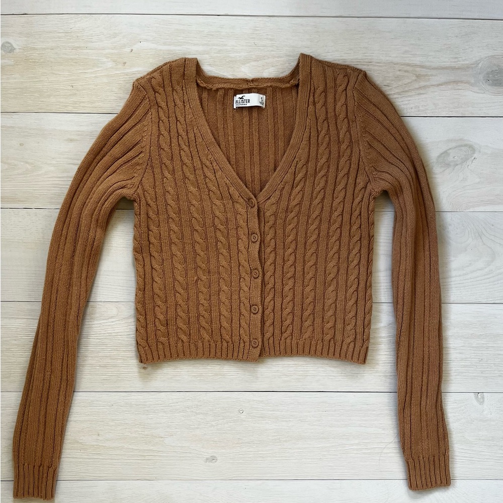 Hollister camel color crop knit cardigan